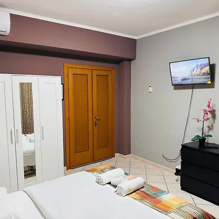 Nirvana House 게스트하우스