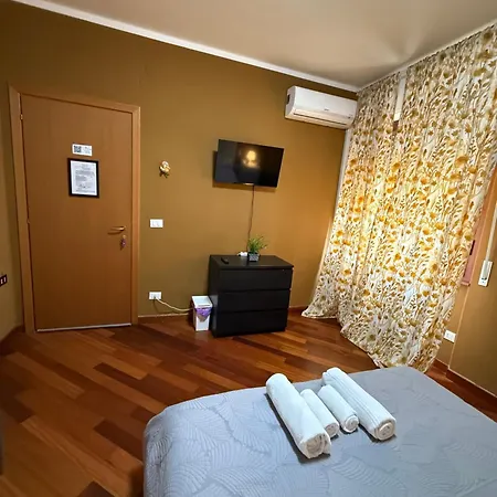 Nirvana House בית הארחה