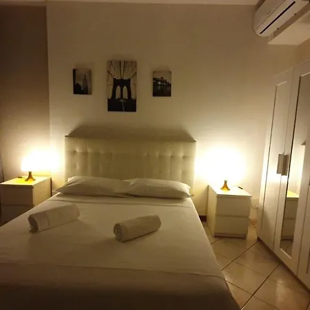 Nirvana House Пиза