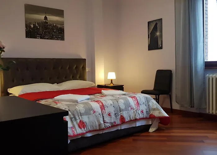 Nirvana House ゲストハウス *